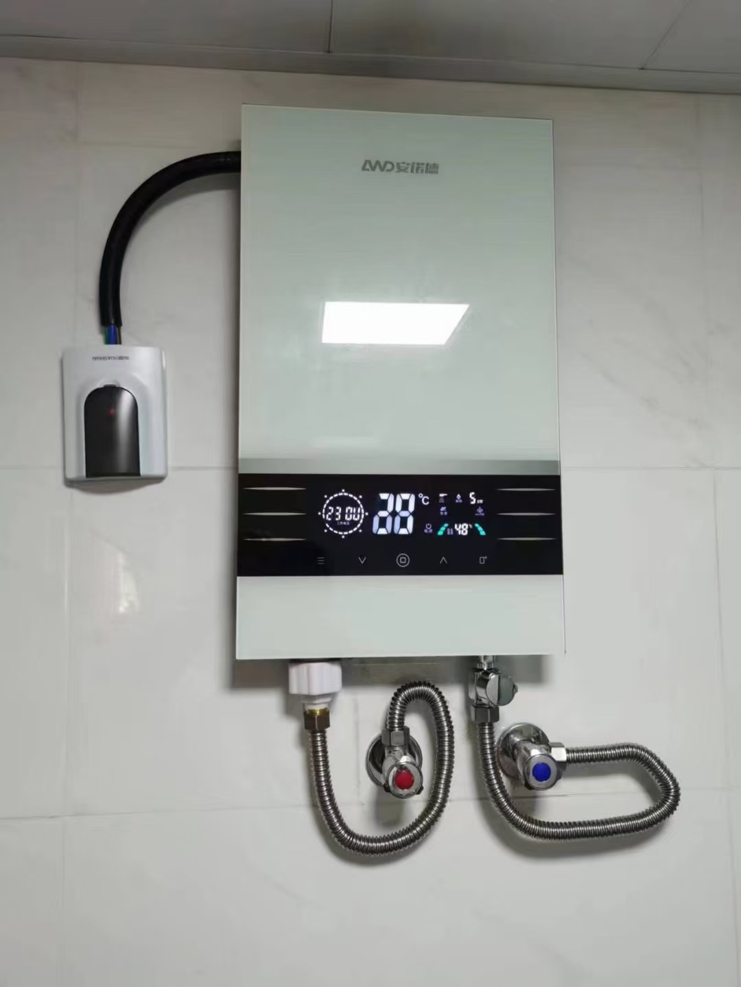 即热式电热水器