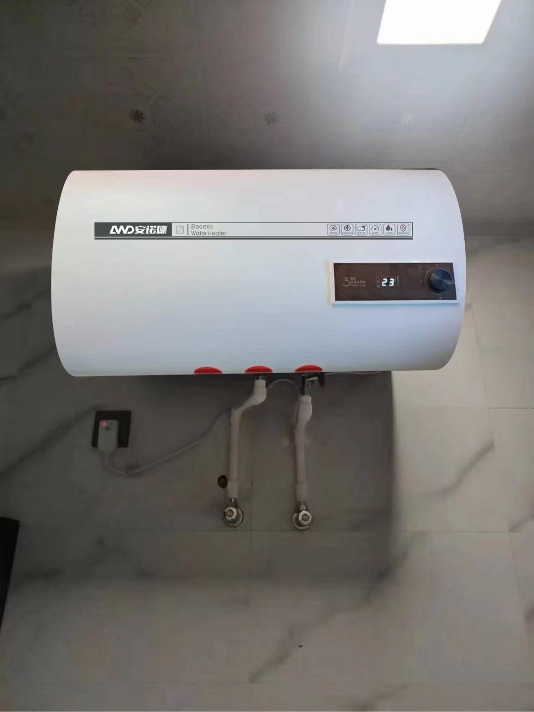 安诺德储水式电热水器