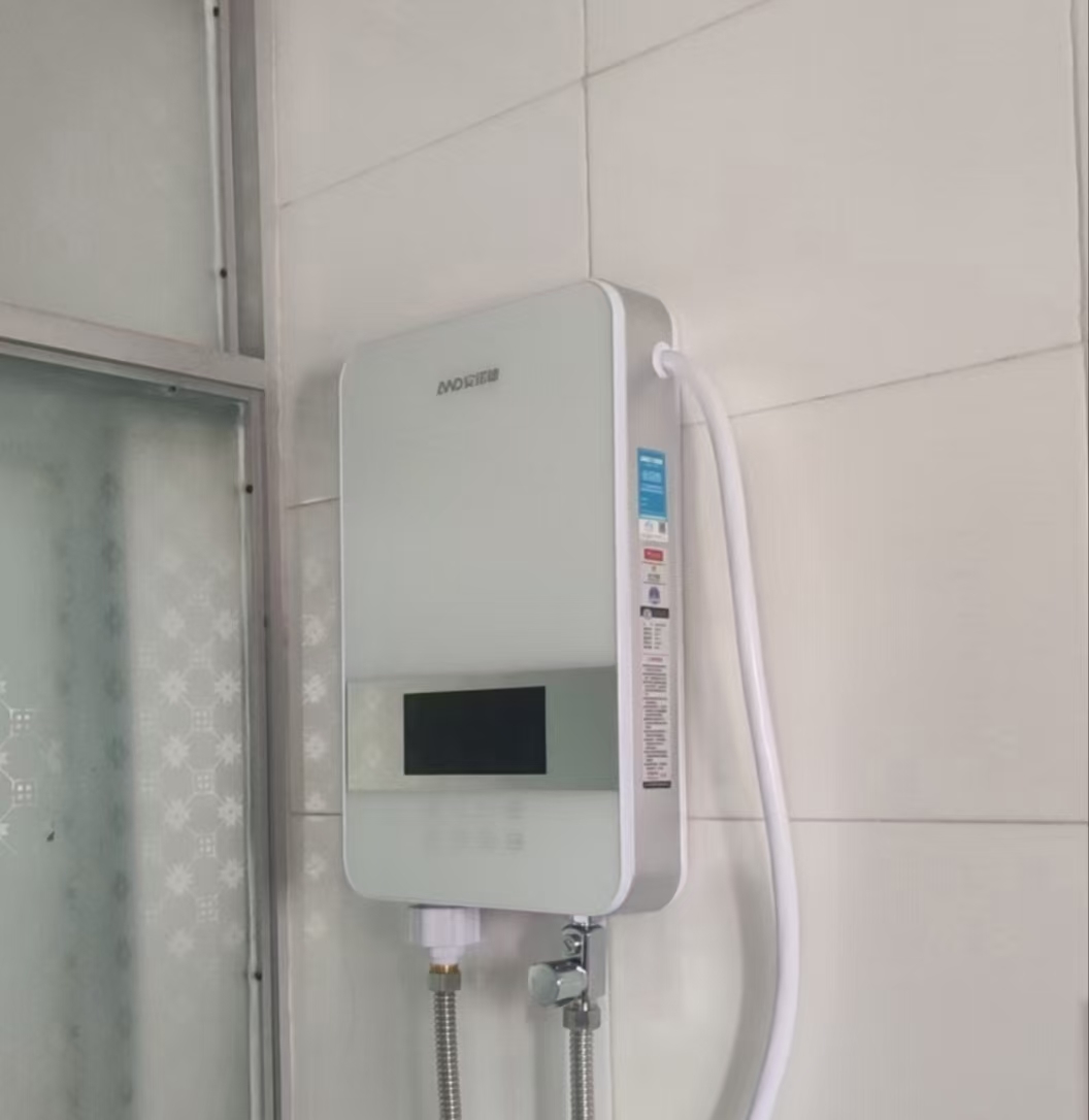 安诺德即热式电热水器