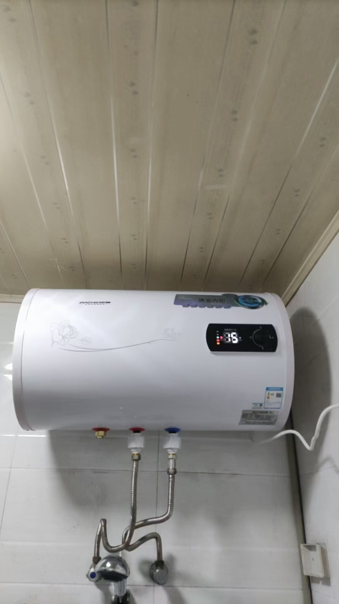 安诺德储水式电热水器